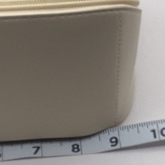 Cream Cosmetic Bag with Smooth Material and Curved Handle - Picture 8 of 10